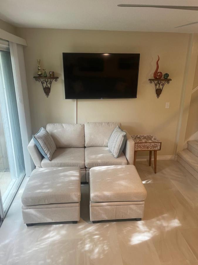 Coastal Townhome In Jupiter 1 Mile To Beach! Esterno foto